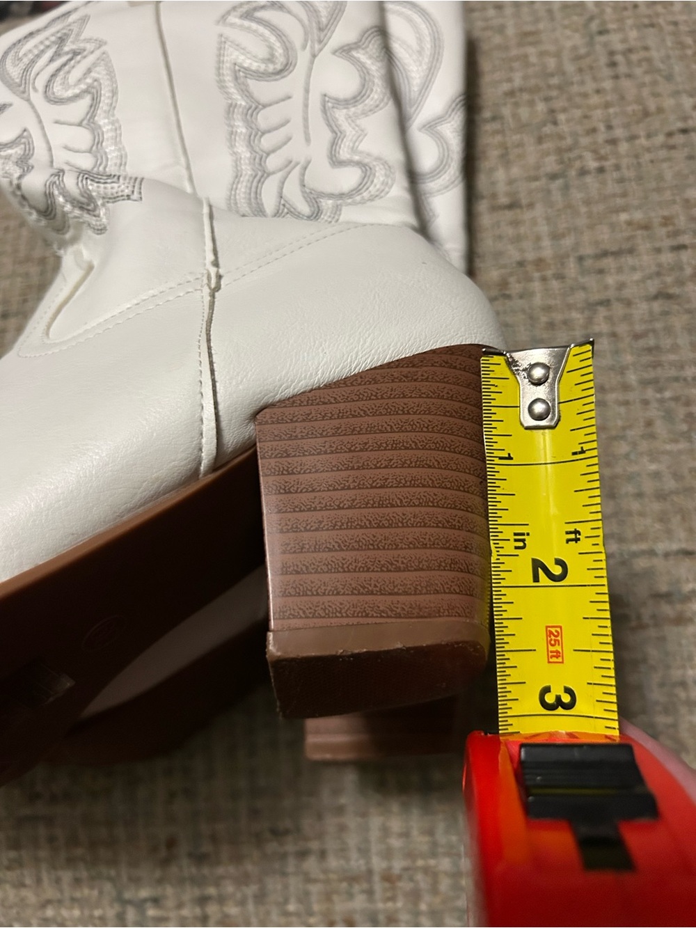 White Western Embroidered Mid-Calf Cowboy Boots - Picture 3 of 6